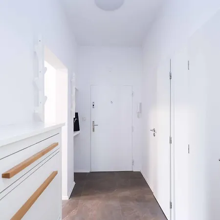 Апартаменты Charming Old Town Family Retreat Братислава