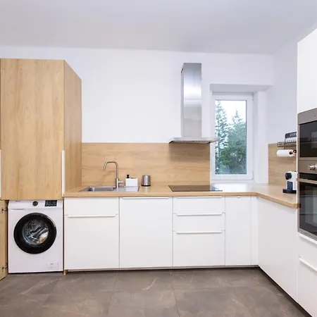 Charming Old Town Family Retreat Daire Bratislava