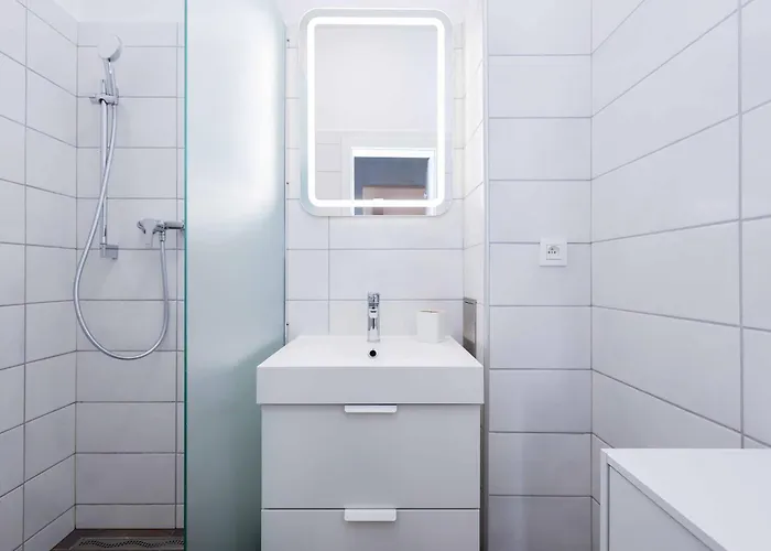 Charming Old Town Family Retreat براتسيلافا